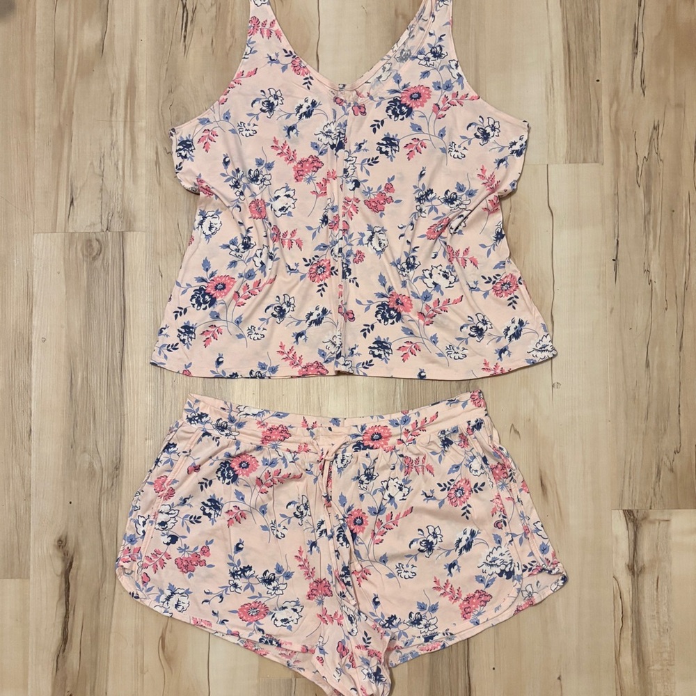 GAP Floral Two Piece Pajama Set Tank Top and Shorts